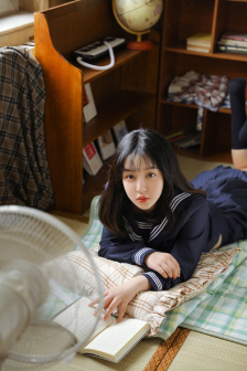 解开老师的乳罩